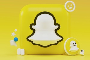 MAC fans can now buy beauty products through Snapchat 