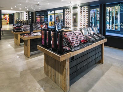 MAC to reward UK consumers with Select loyalty scheme
