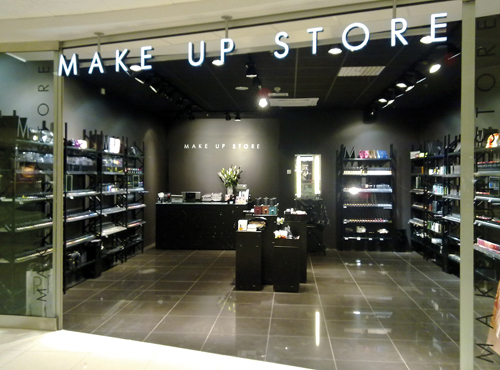 Make Up Store – A world of colour