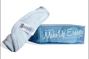 Makeup Eraser pastel blue launches