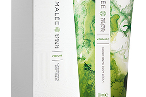 Malée conditioning body scrub inspired by Africa’s wetlands