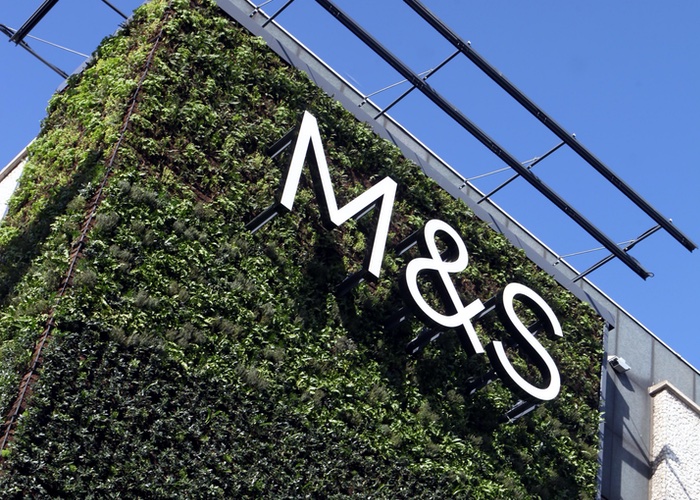 Marks & Spencer extends shopping hours until midnight in run up to Christmas 