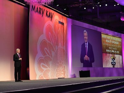 Mary Kay sponsors country music awards