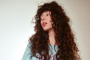 Medium contrast make-up, Irish hair and ‘duck’ nails top Beauty Pie’s 2025 beauty trends