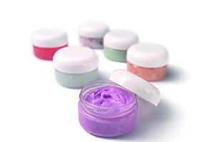 Microcapsules to engage the senses