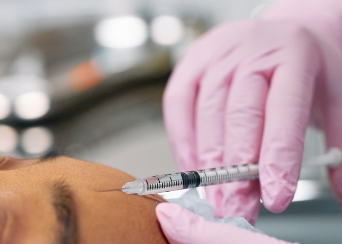 MPs put pressure on UK government to address lack of injectables regulations 
