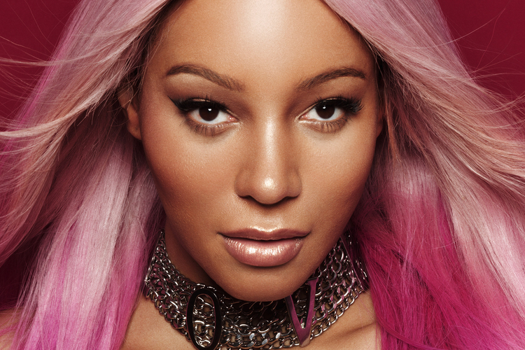 Munroe Bergdorf opens up about diversity in the beauty industry 