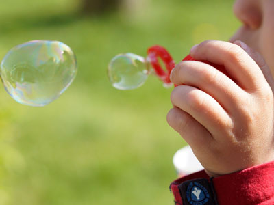 Murad protects kids' skin with 'Shade America' programme