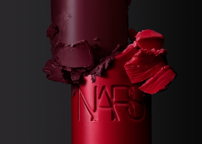 NARS perseveres with ‘genius’ lipstick ad after phallic innuendos go viral