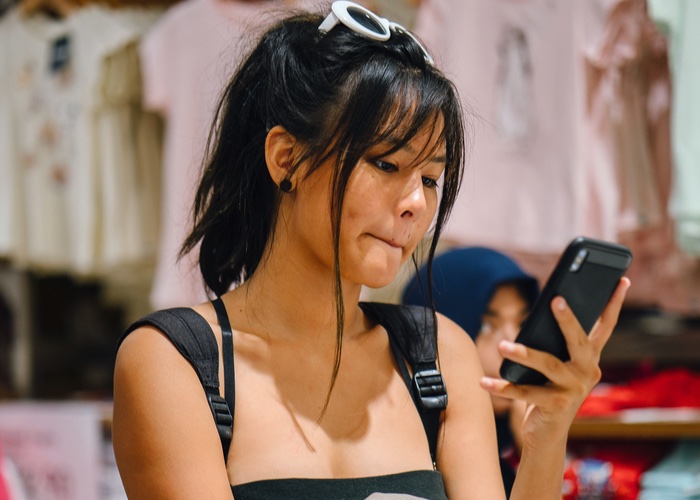 New direct shopping app LetsBab puts consumers in-charge of recommendations 
