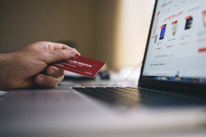 New legislation aims to protect US consumers from online fakes
