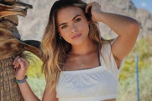 Nudestix hits the beach with influencer Summer Mckeen for new collection