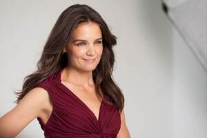 Olay announces Katie Holmes as brand’s first Global Brand Ambassador