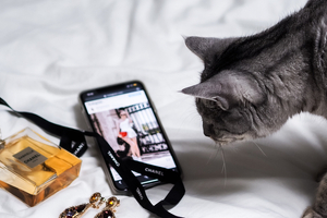 Online shopping trends 2023: Realinfluencers, hair texture filters and bespoke skin care
