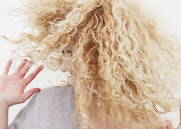 Only Curls makes official UK debut
