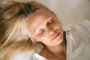 Pamela Anderson enters skin care with Sonsie. Was make-up free 'rebellion' a PR stunt?