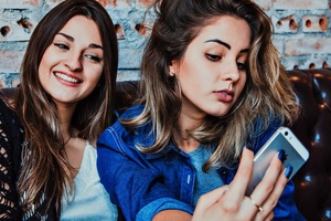 Perfect365 collaborates with US beauty show The Look: All Stars 
