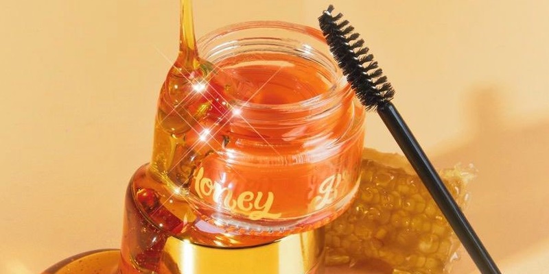 Pink Honey UK accuses Revolution Beauty of ripping off brow product