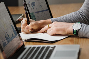 Projects, problems and performance metrics: Streamlining the product launch process with an Information Management System