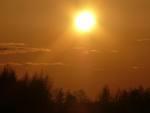 Public health experts question sunscreen label rules