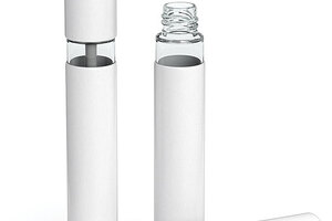 Qosmedix adds paper wrapped lip gloss vial to stock offering 
