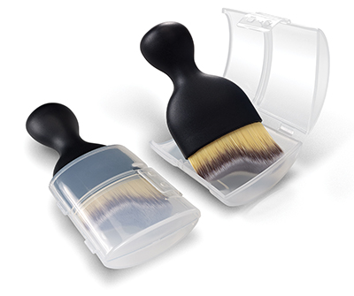 Qosmedix expands PRO brush collection with curved blending brush
