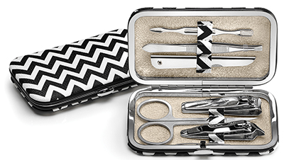Qosmedix introduces 6-piece mini chevron nail kit