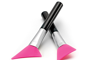 Qosmedix introduces multi-purpose silicone brushes