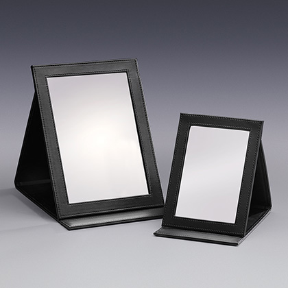Qosmedix introduces new folding counter mirrors