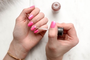 Researchers discover energy efficient method to develop acrylics