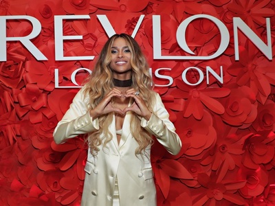 Revenue drops at Revlon as Elizabeth Arden deal completes