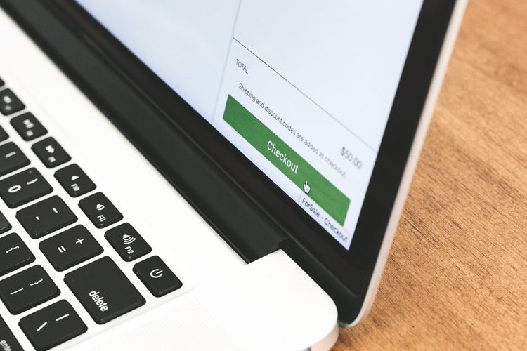 Revieve builds Digital Beauty Platform for retailers and brands 