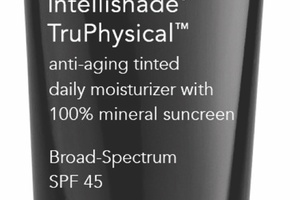 Revision Skincare welcomes brand-first all-inclusive moisturiser  