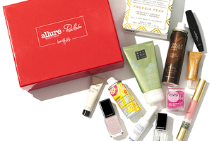 Rue La La launches themed beauty boxes