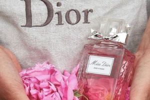 Selective distribution policy and direct sales growth boosts LVMH beauty arm 
