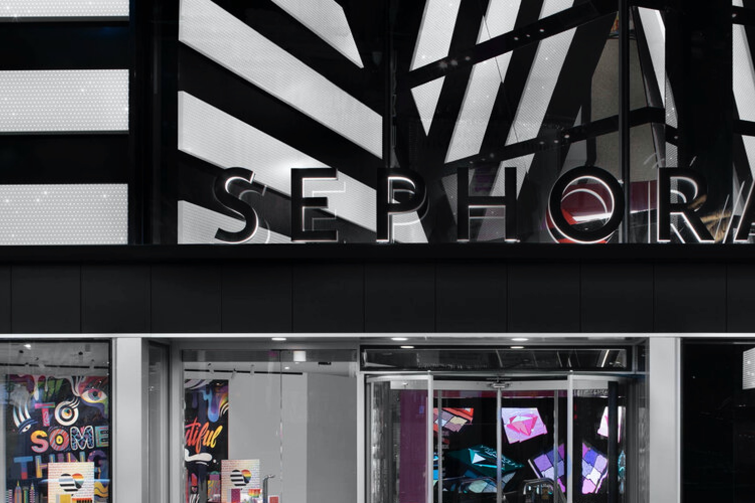 Sephora to close all retail stores in the US and Canada as coronavirus pandemic escalates
