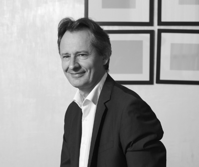 Shiseido snaps up Chanel boss as new CEO 