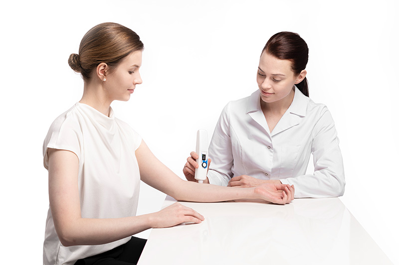 Skin hydration and transepidermal water loss measurements in assessment of eczema