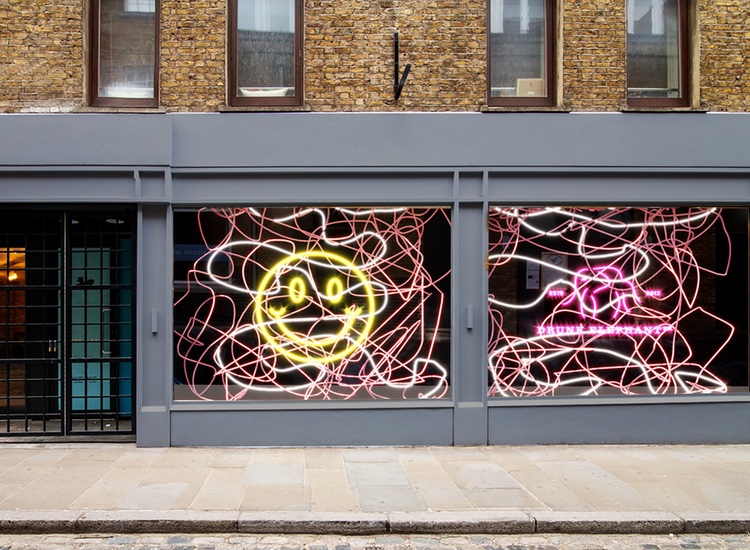 Smash hit brand Drunk Elephant is coming to the UK	