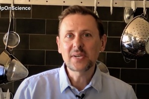 Society of Cosmetic Scientists creates lockdown DIY beauty video with Sam Farmer

