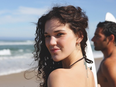 Surfer-inspired hair styling: a how-to guide