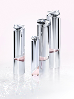 Swarovski and Clarins crystallise license agreement with Aura   
