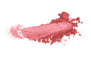 SYNCRYSTAL Garnet: Carmine-free, high-chroma red effect pigment for cosmetics