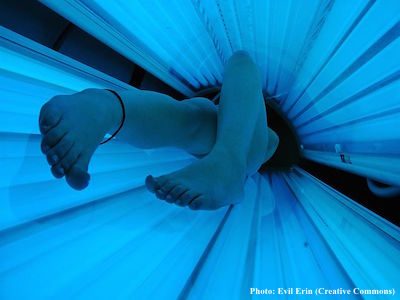 Tanning "more dangerous than driving a car"