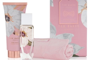 Ted Baker releases Chatsworth House inspired collection 