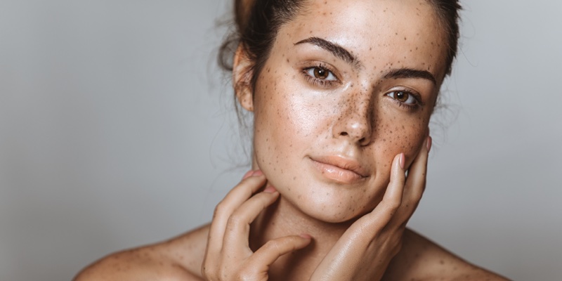 Mapping moisture: Textured facial maps for claim substantiation