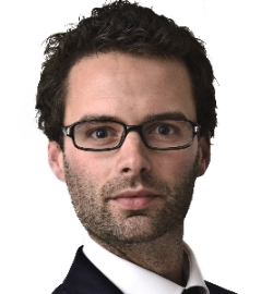 The Apprentice's Tom Pellereau talks beauty problem solvers at SCS lecture