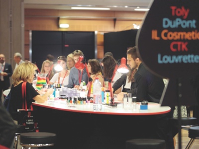 The complete show for colour cosmetics