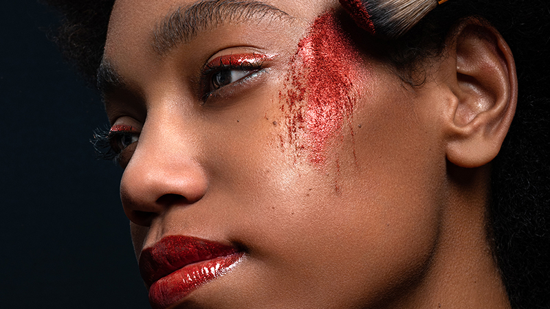 The newest red pearl for eye-catching effects