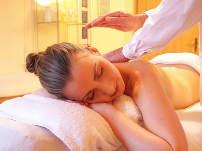 Treatnow app advertises last minute spa appointments